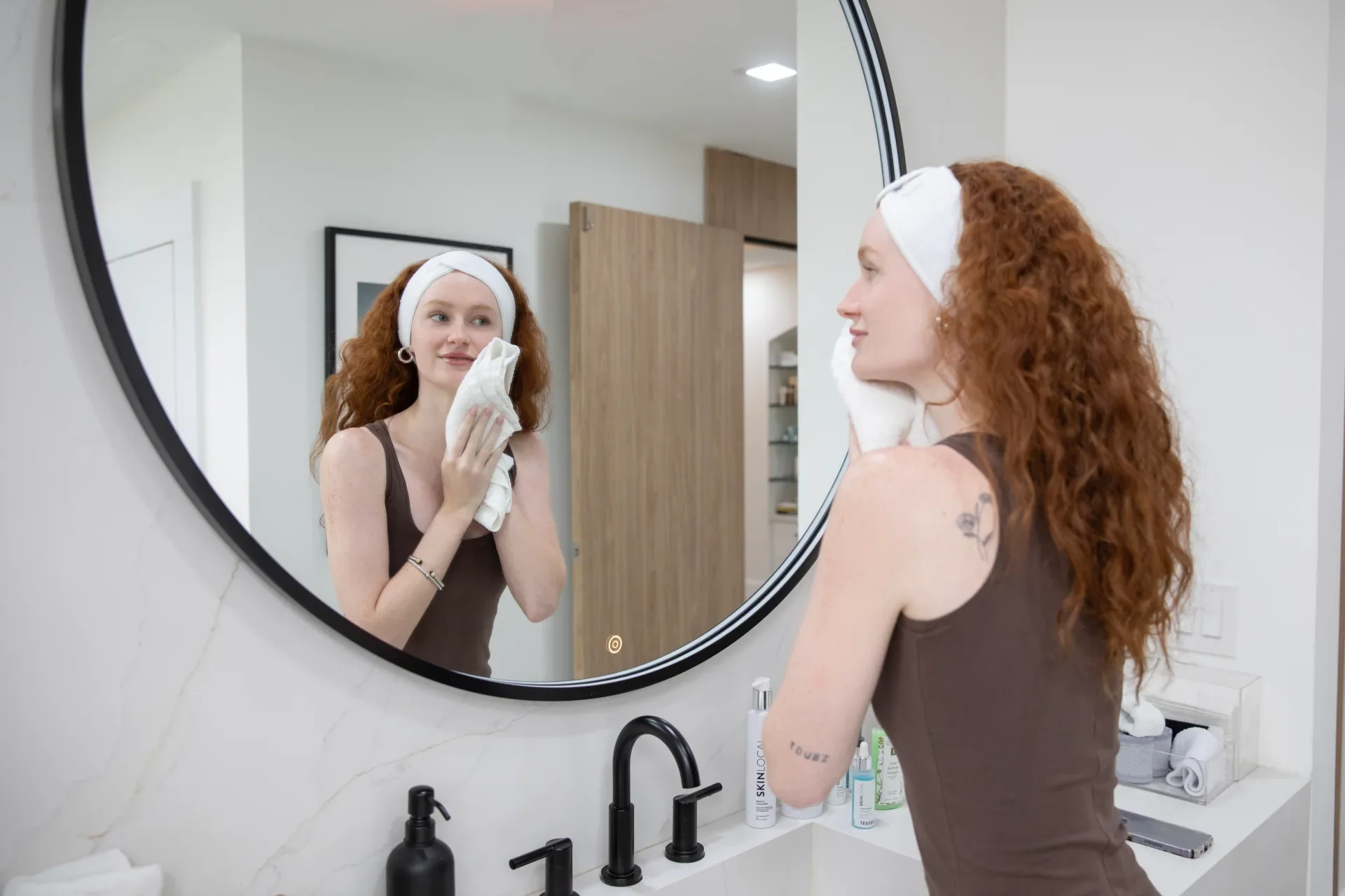 HydraFacial vs. Classic Facial: Which One is Right for Your Skin Type? 9