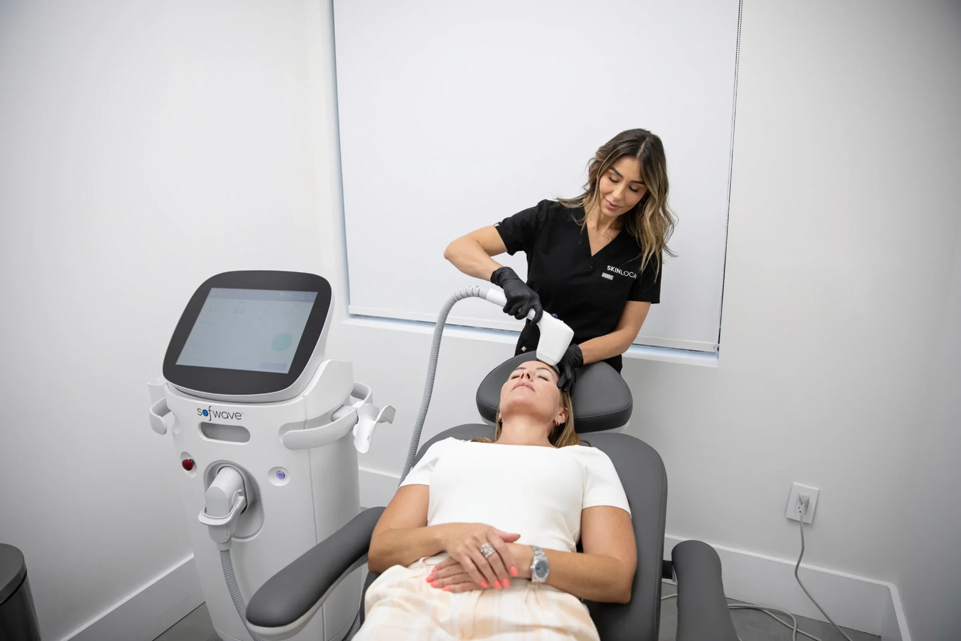 What Is Sofwave SkinLocal The Ultimate Guide to Non-Invasive Treatments: Sofwave vs Morpheus8 vs Candela Sublime 6 The Ultimate Guide to Non-Invasive Treatments: Sofwave vs Morpheus8 vs Candela Sublime 5